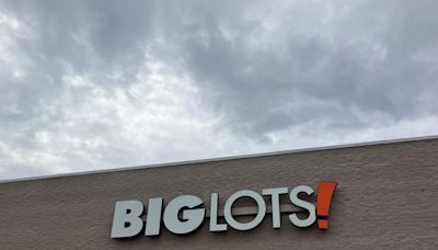 Big Lots may close up to 315 stores