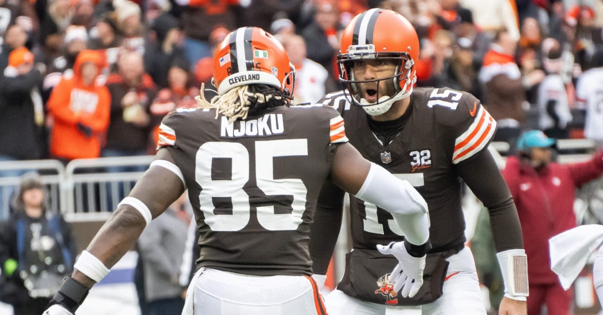 How Close Is Browns' Njoku to Ranking as NFL's Best Tight End?
