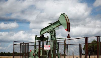 Oil prices edge up off six-week lows
