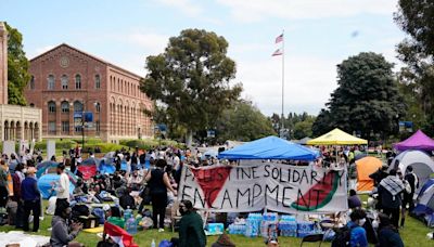 Despliegue policial en la Universidad de Los Angeles tras los altercados de manifestantes