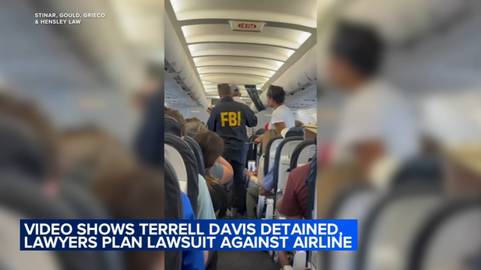 New video shows NFL Hall of Famer Terrell Davis escorted off plane