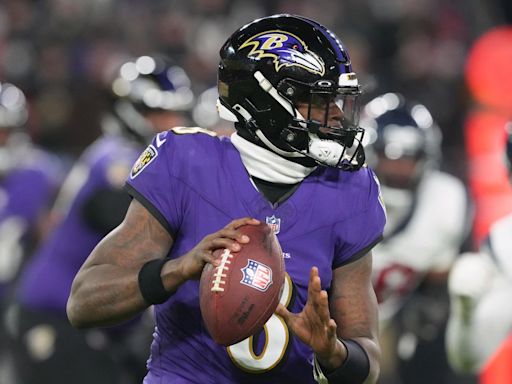 Ravens QB Lamar Jackson aims to be more elusive at lighter weight