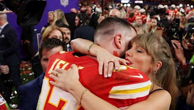 Fans Can't Help But 'Giggle' Over Travis Kelce's Sneaky Taylor Swift Shoutout During His Acting Debut