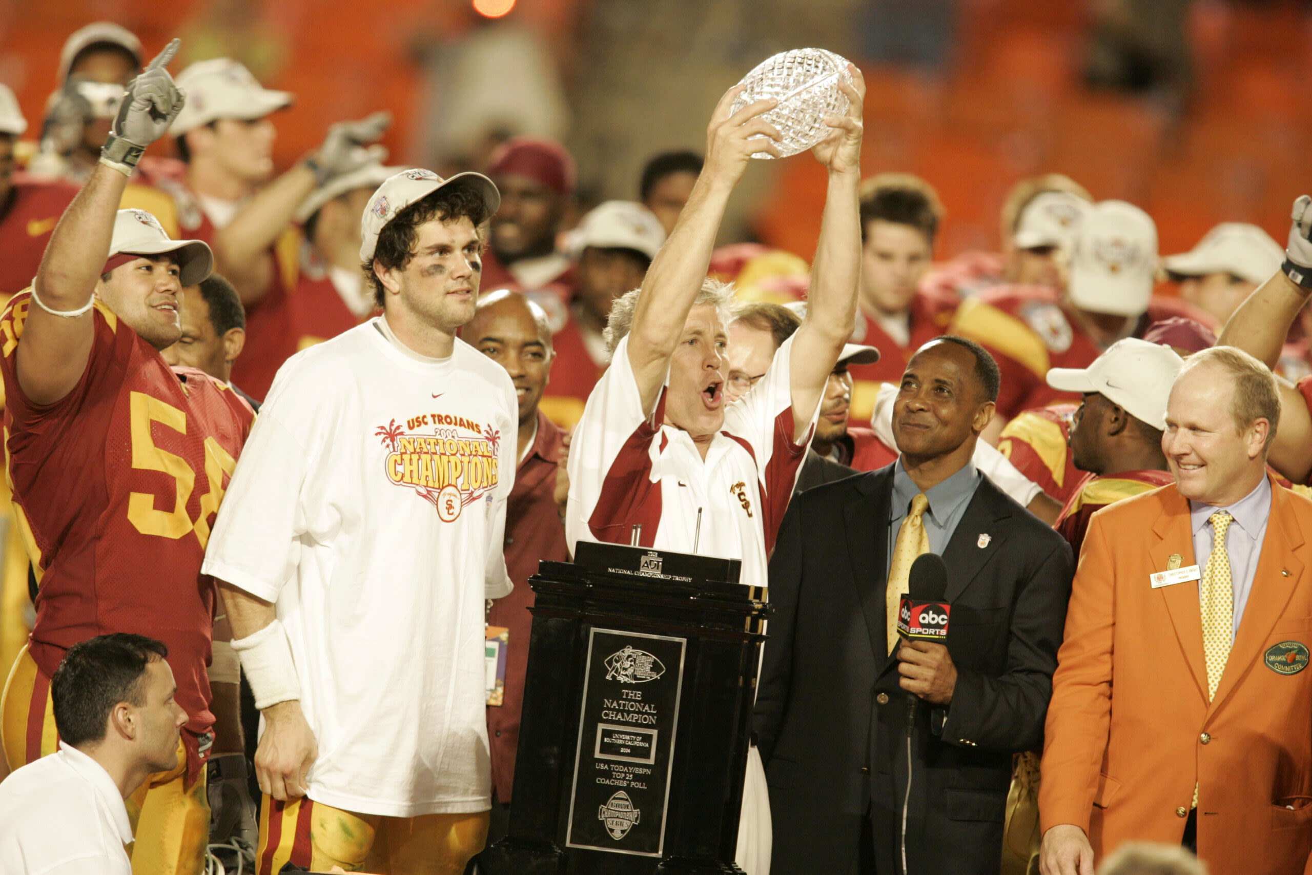 Reggie Bush Heisman return should lead to restored 2004 BCS title for USC