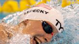 Katie Ledecky sets world record in 1,500-meter freestyle