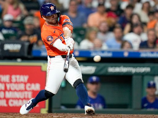 Jose Altuve hits 3-run homer and Astros beat Rangers 6-3