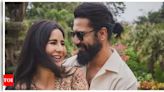 Are Katrina Kaif and Vicky Kaushal secretly holidaying in London? Photo of the couple posing with fan goes viral - See inside | - Times of India