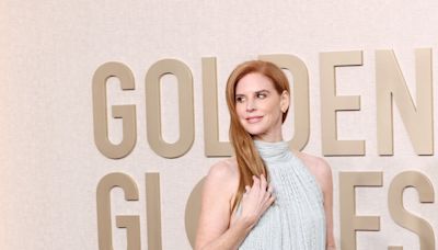 'Suits' Fans Are Obsessed With Sarah Rafferty's "Glowing" Summer Look on Instagram