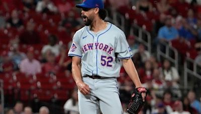 Los Mets cortarán a pitcher por aventar su guante