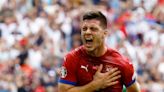 Jovic rescata a Serbia