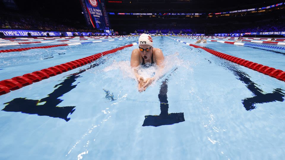 Lilly King gets engaged immediately after her race at the US Olympic swimming trials