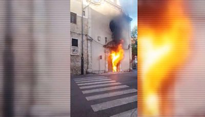 Detienen a un hombre por el incendio intencionado de una iglesia en Cuenca con 13 monjas de clausura dentro