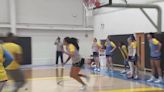 RAW: IL: ANGEL REESE /CHICAGO SKY PRACTICE