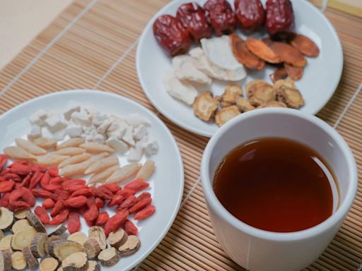 有食譜》春天養肝吃什麼最好？懶人必學「補氣養生湯」10分鐘搞定