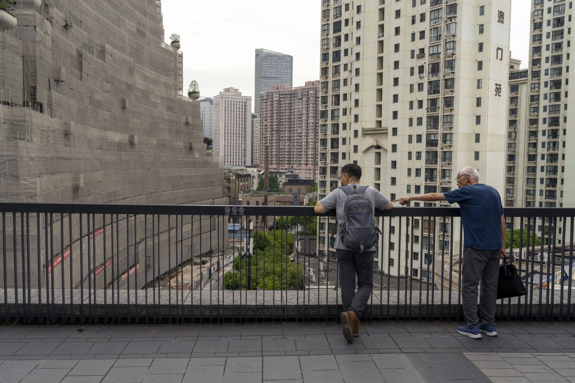 China Home Prices Drop Accelerates as Stimulus Effects Fade