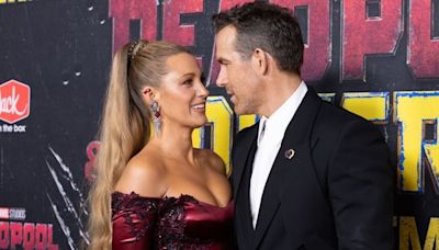 On connaît le (célèbre) parrain du quatrième enfant de Ryan Reynolds et Blake Lively… Le rappeur T.I. a été arrêté…