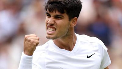 Contundente aviso de Alcaraz en su triunfal debut como campeón en Wimbledon