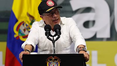 Petro llega al epicentro de la violencia con disidencia de FARC en el suroeste de Colombia