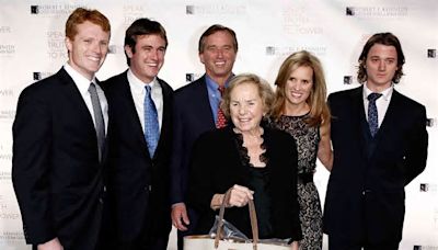 Robert F. Kennedy Jr.’s 10 Siblings: All About His Brothers and Sisters