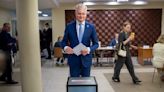 Lithuanians return to the polls with incumbent president favored to win 2nd election round