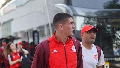 Internacional chega a Itu para iniciar treinamentos antes de jogos da Copa Sul-Americana