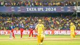 How MD Dhoni's last over six played a key role in taking RCB to the playoffs?