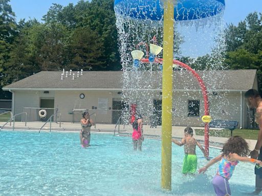 Families beat the heat in West Hartford as state's extreme hot weather protocol takes effect