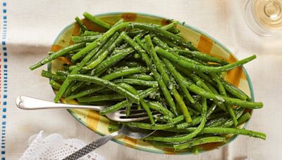 Green beans with garlic, butter and parsley recipe