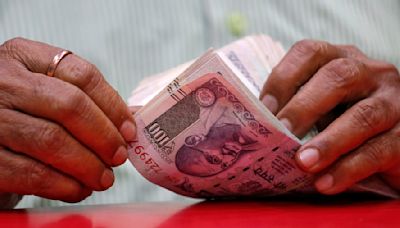 Banks’ return on assets to fall 10-20 bps in FY25: Crisil Ratings