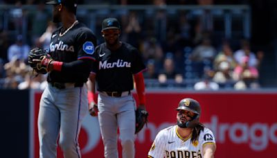 Yu Darvish leaves with hamstring tightness after 3 innings as Marlins beat Padres, avoid sweep