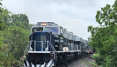 AMLO y Sheinbaum abordan el Tren Interoceánico