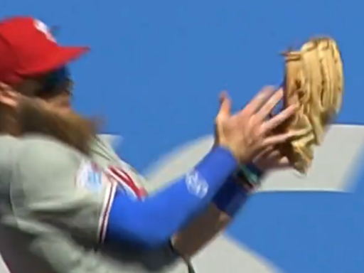 The Phillies' Brandon Marsh astonishingly made an accidental catch despite losing track of the baseball