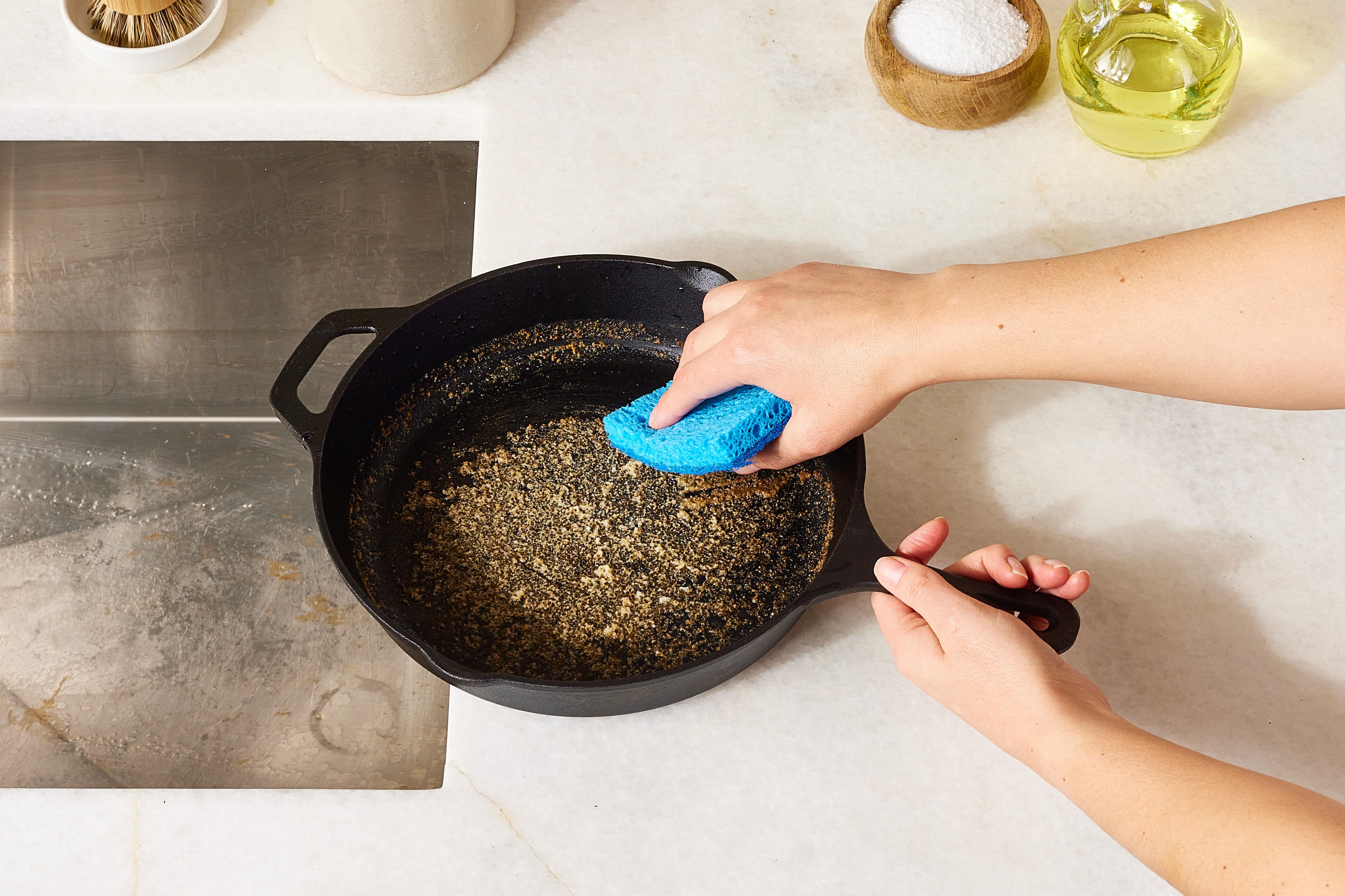 Can You Actually Use Soap to Clean Cast Iron? Here’s What Experts Have to Say