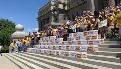 Idahoans in support of open primary elections deliver thousands of votes to Secretary of State