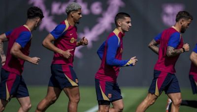 El Barça se entrena de nuevo sin Pedri, pero con tres juveniles