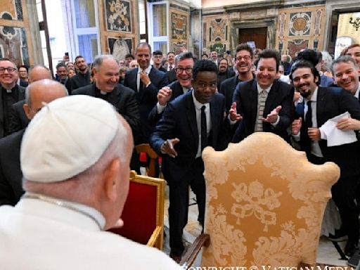 Pope Francis Praises Comedians At Vatican Meeting: “You Unite People, Because Laughter Is Contagious”