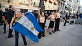 Activistas de Femen protestan ante la presencia de Javier Milei en Madrid