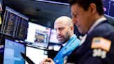 Wall Street abre plano un día después de que el Dow Jones batiera récord de 40.000 puntos