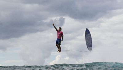 Paris Olympics 2024: Brazil’s Gabriel Medina defies gravity during surfing competition; Internet is stunned | Watch | Mint