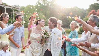 Hochzeitsguide: Dresscode No-Gos für Gäste