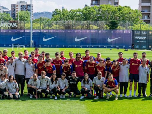 Los cracks y Xavi se implican con el Fundació Barça Genuine