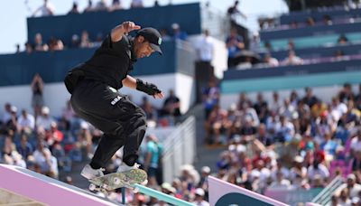 Kelvin Hoefler fica em sexto em final de alto nível do skate street em Paris