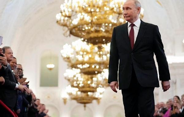 Daniel DePetris: Vladimir Putin is happy but digging big hole for Russia