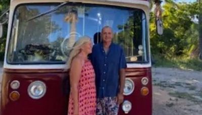 'We live in paradise after renovating old Edinburgh bus on an Australian beach'