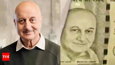 Anupam Kher REACTS to fake notes featuring his photo instead of Mahatma Gandhi: 'Anything can happen!' | Hindi Movie News - Times of India