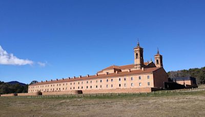 La Hospedería de San Juan de la Peña, “un transatlántico” de difícil rentabilidad