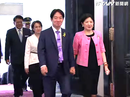 總統夫人吳玫如首度亮相！「粉色外套」驚艷搭配賴清德「紫領帶」