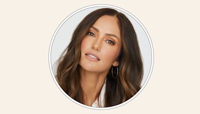 Minka Kelly to Star in Netflix’s Holiday Rom-Com ‘Champagne Problems’