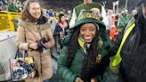 Simone Biles, Jonathan Owens embrace a snowy Sunday in Green Bay ahead of Packers-Chiefs game