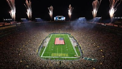 Packers show off rare sighting of Northern Lights over Lambeau Field with photo of unusual moment